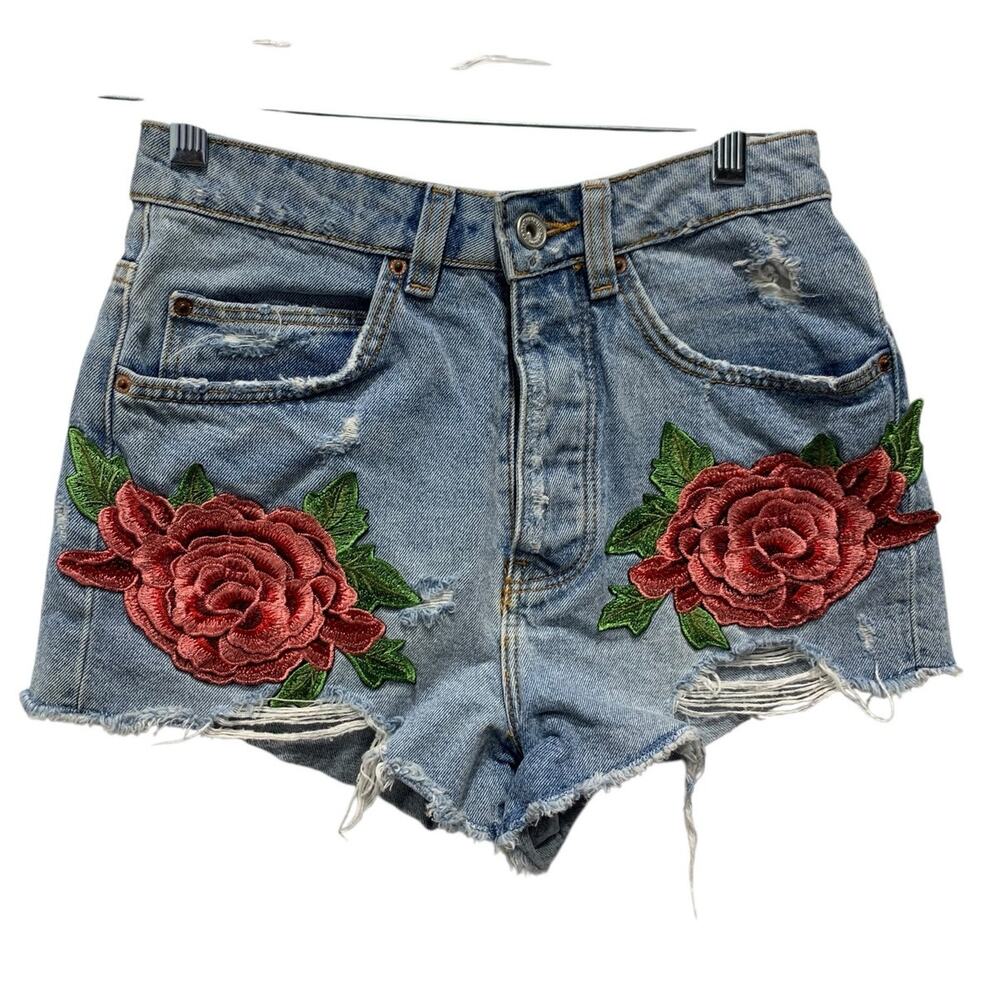 Trafaluc by Zara Women's Size 0 Blue Denim Jean Shorts Floral Embroidered summer